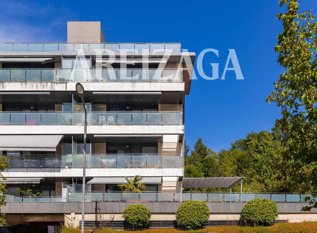 Flat for Sale in San Sebastián