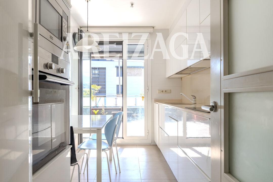 Flat for Sale in San Sebastián