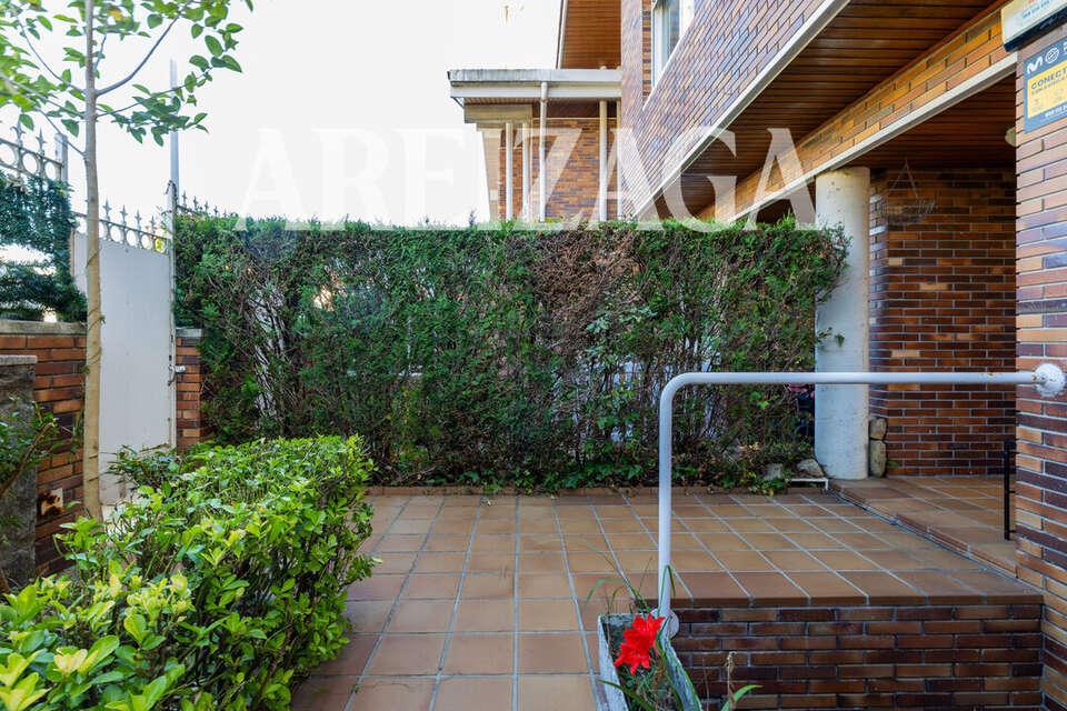 Flat for Sale in San Sebastián