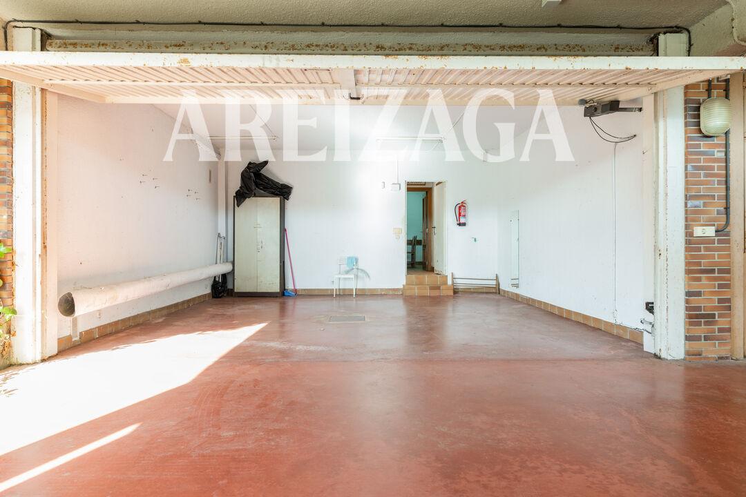 Flat for Sale in San Sebastián