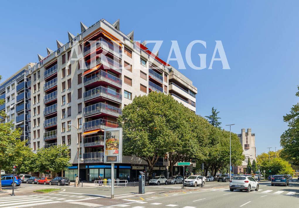 Flat for Sale in San Sebastián