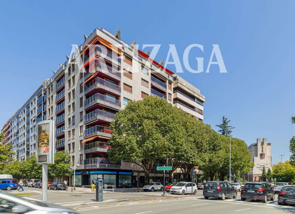 Flat for Sale in San Sebastián
