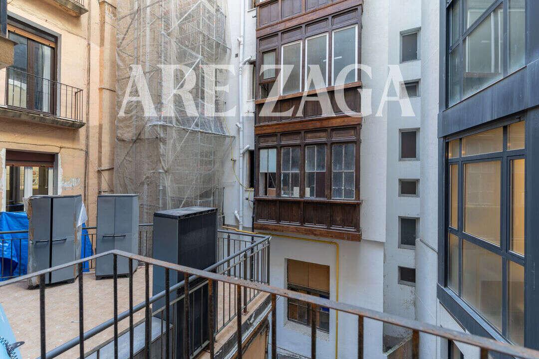 Flat for Sale in San Sebastián