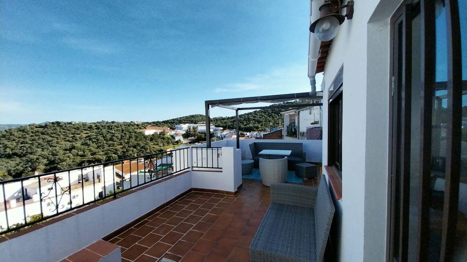 Villa for Sale in Aroche