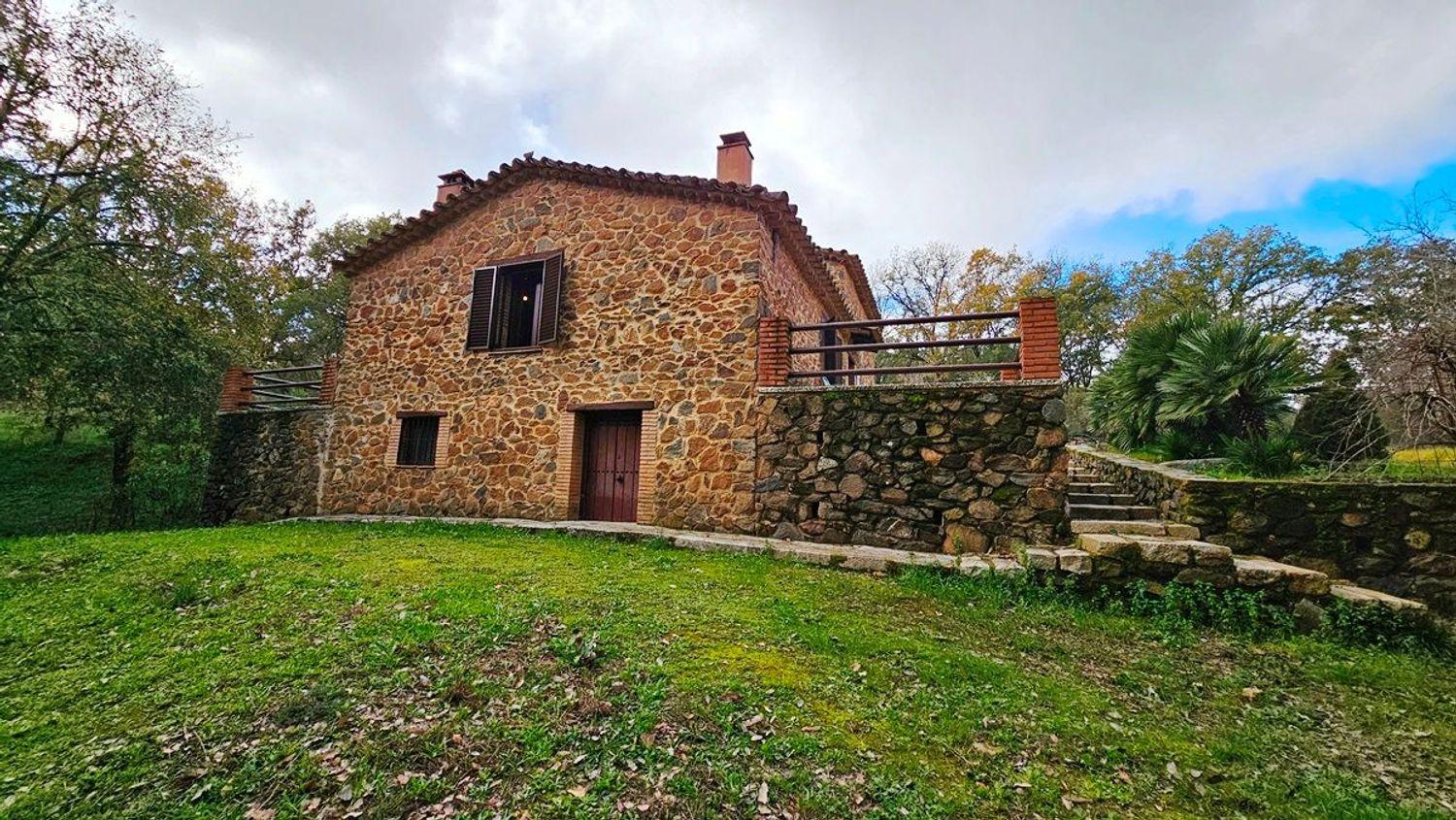 House for Sale in Galaroza
