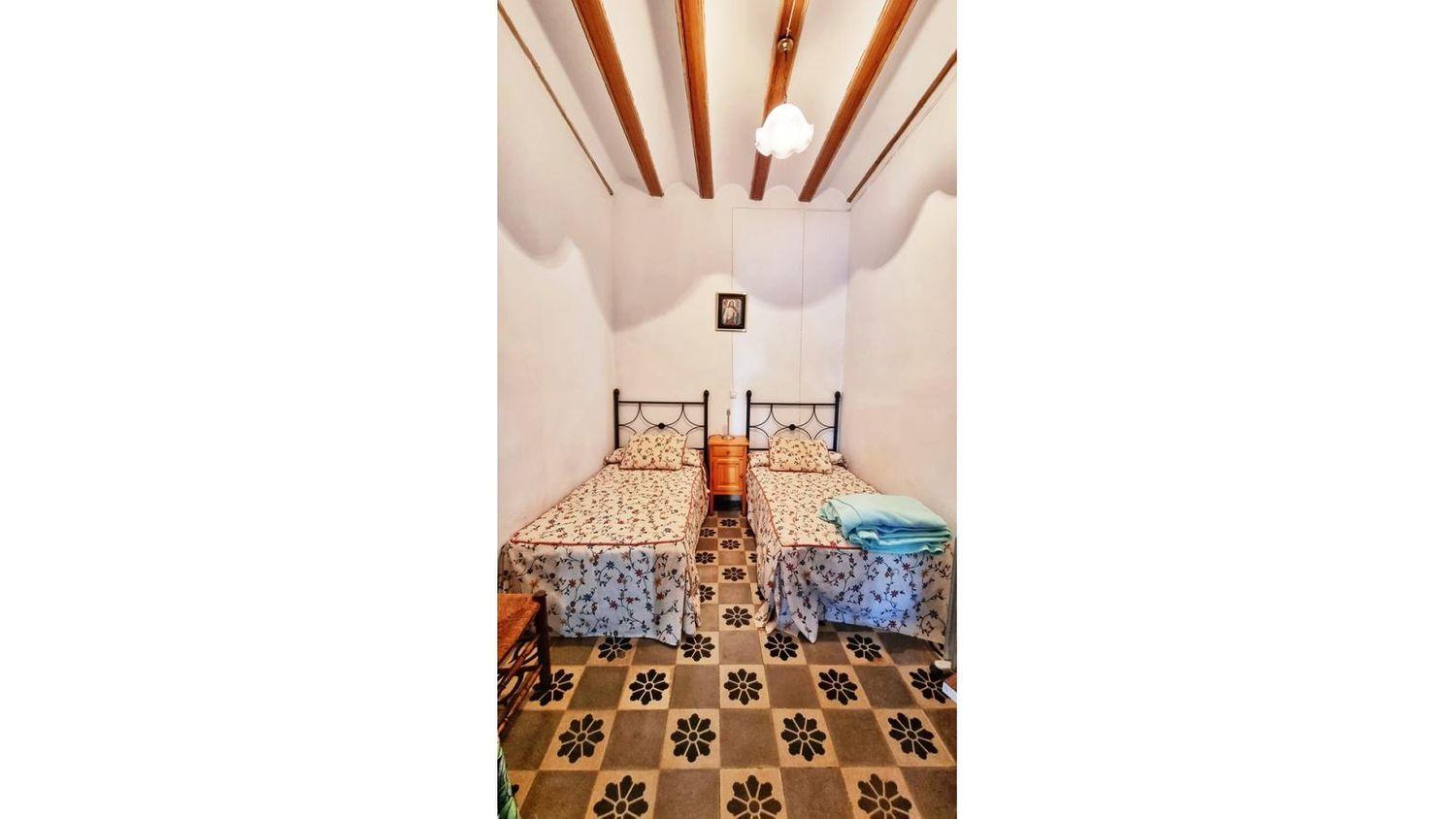 Villa for Sale in Hinojales