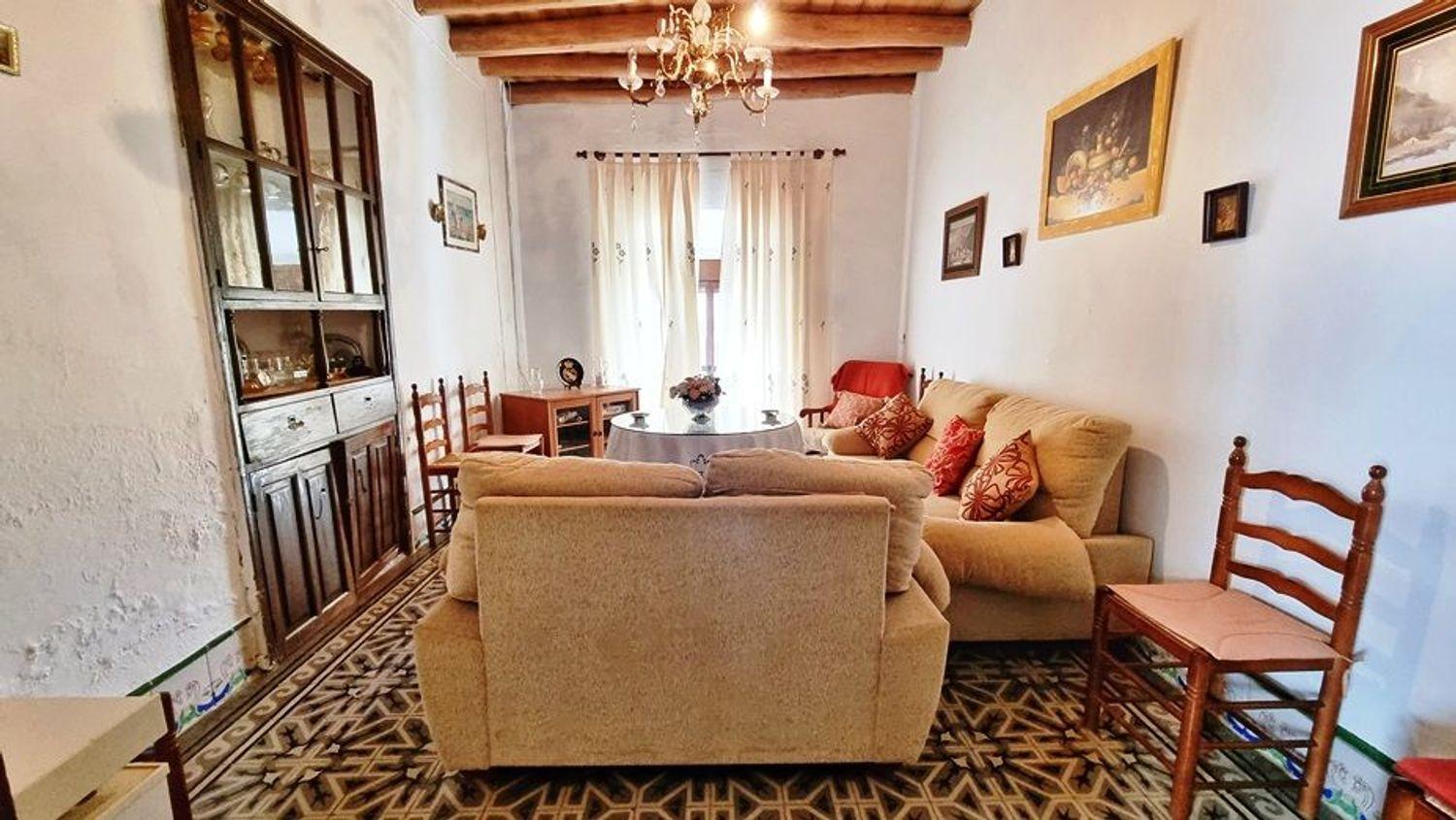 Villa for Sale in Hinojales