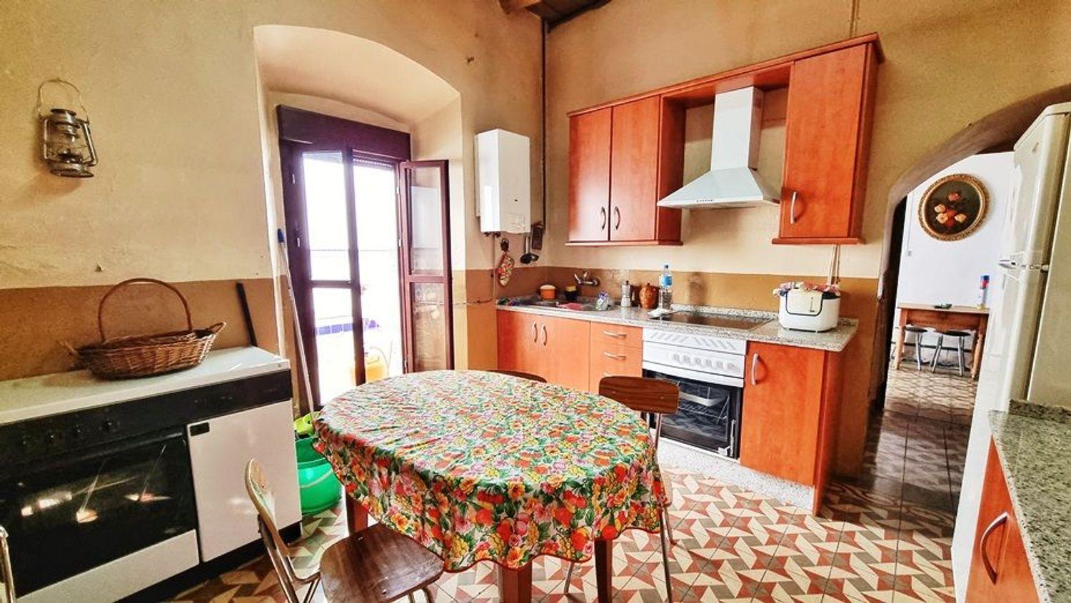 Villa for Sale in Hinojales