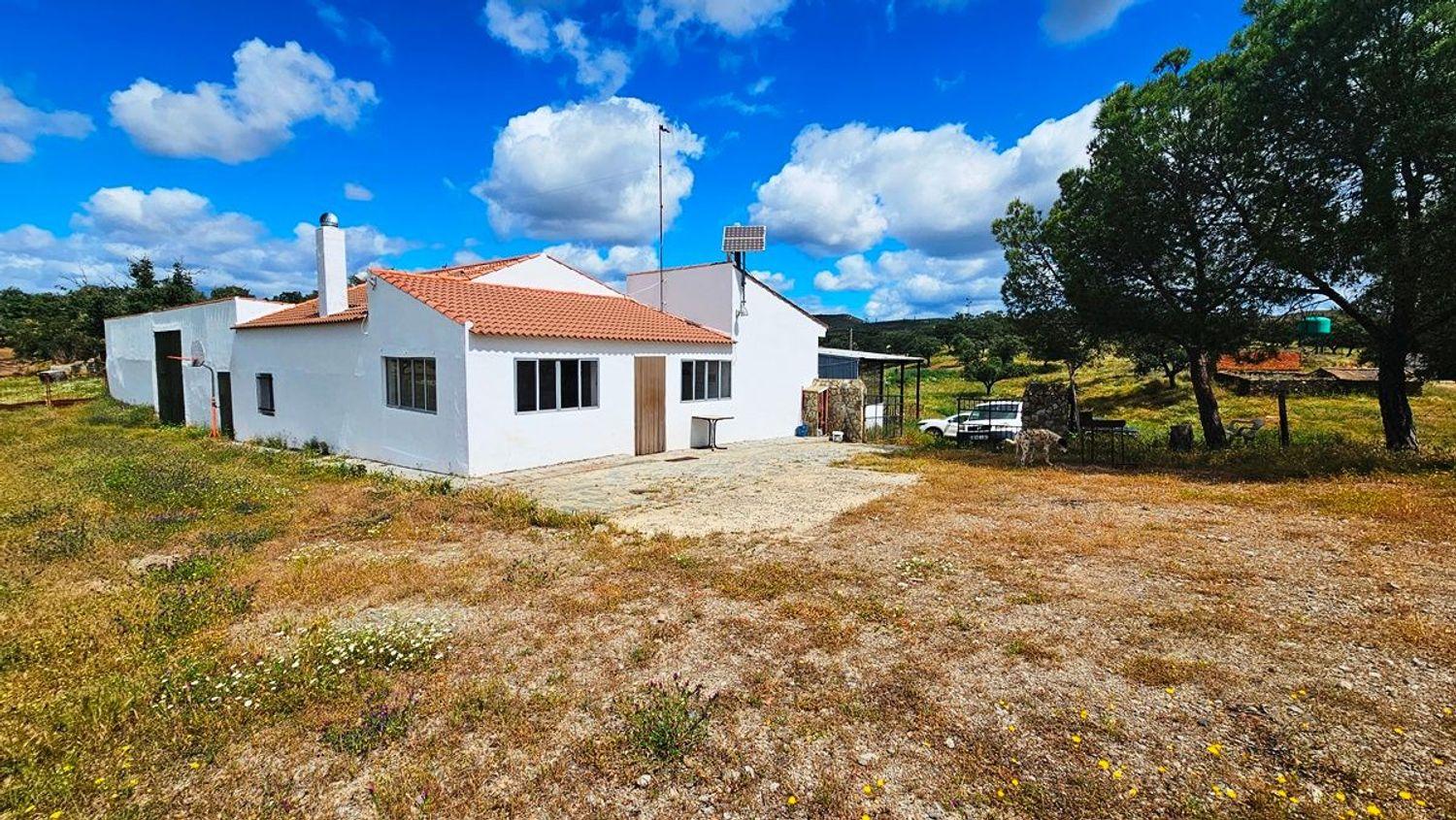 Casa en Venta en Almonaster la Real