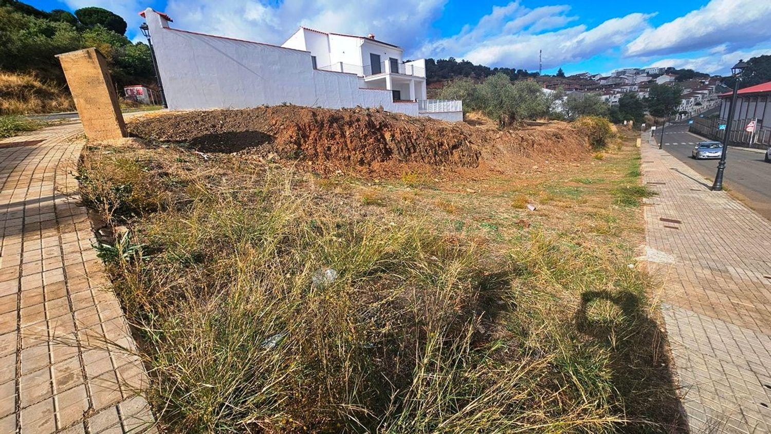 Plot for Sale in Aracena