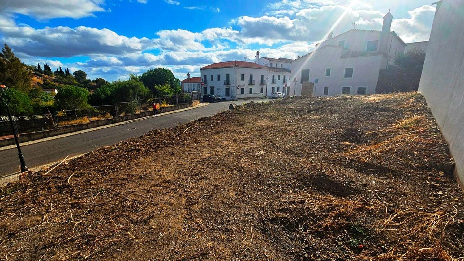 Plot for Sale in Aracena