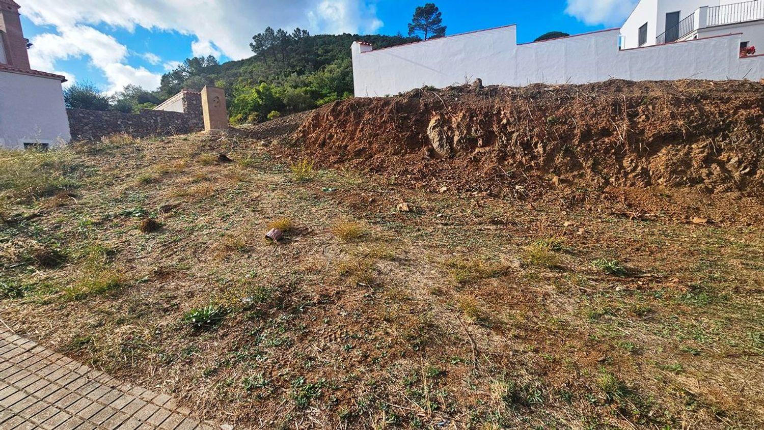 Plot for Sale in Aracena