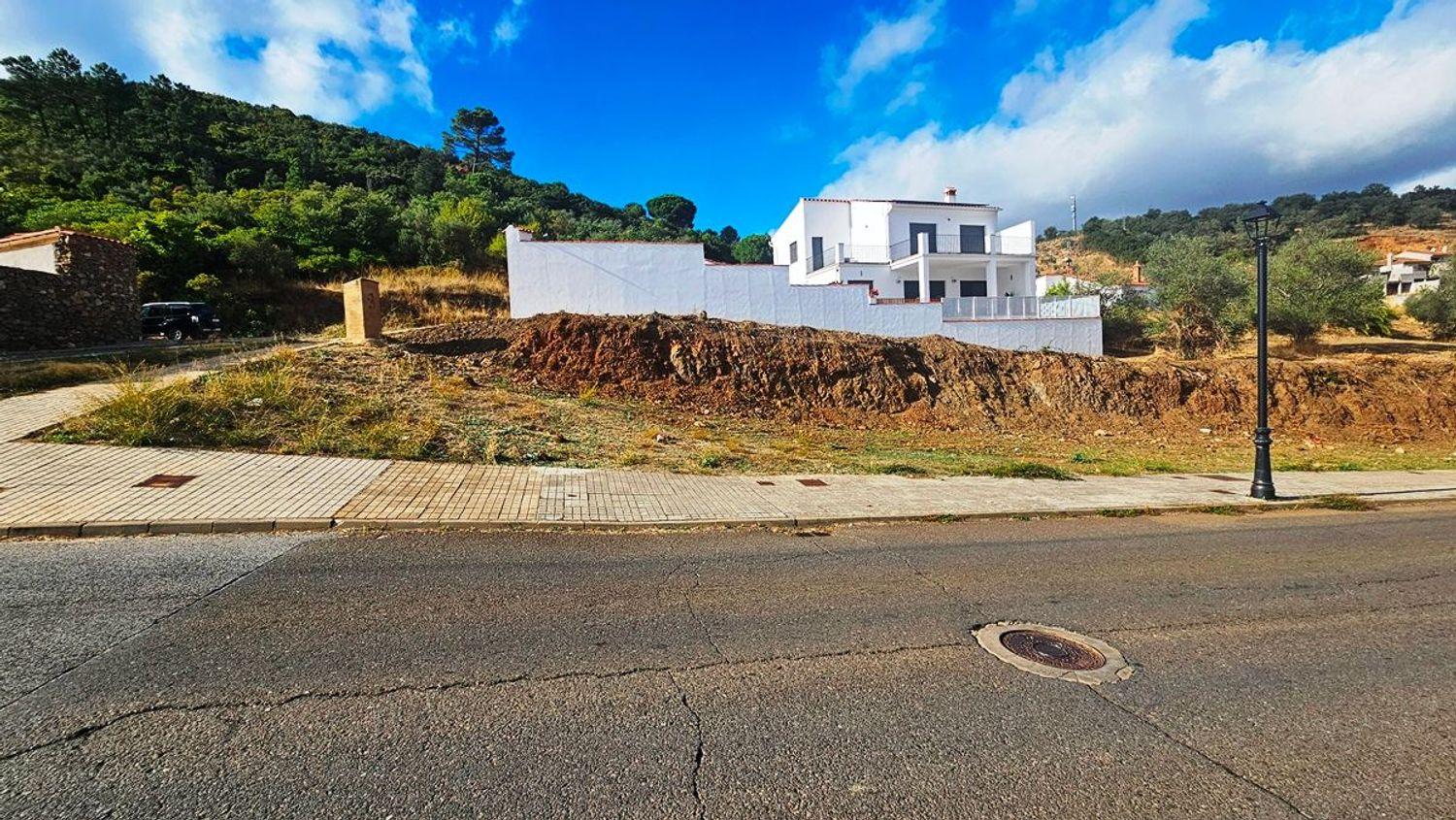 Plot for Sale in Aracena