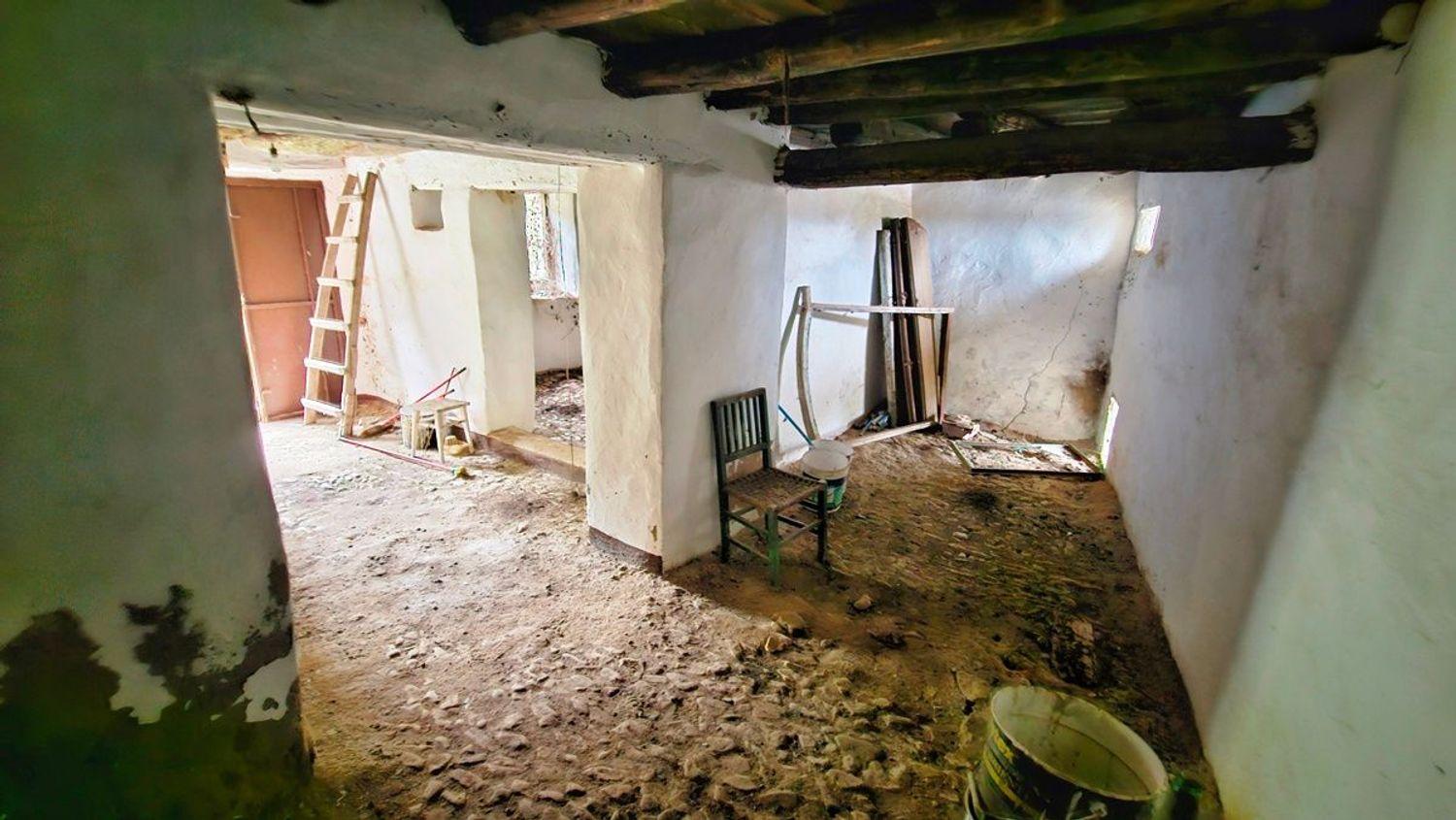 Villa for Sale in Fuenteheridos