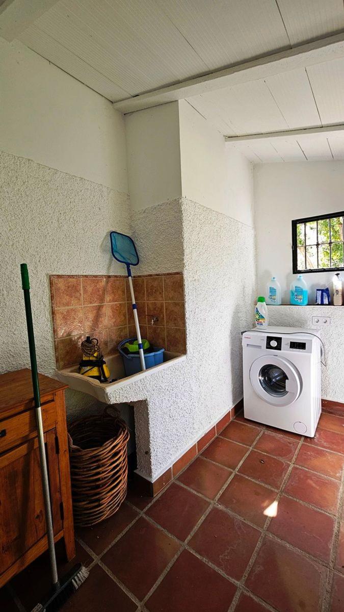 House for Sale in Santa Ana la Real