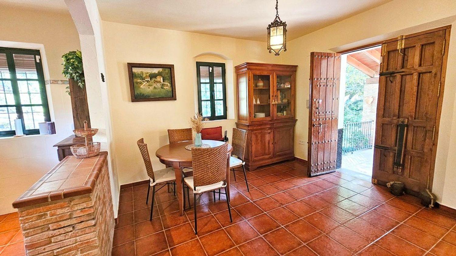 House for Sale in Santa Ana la Real