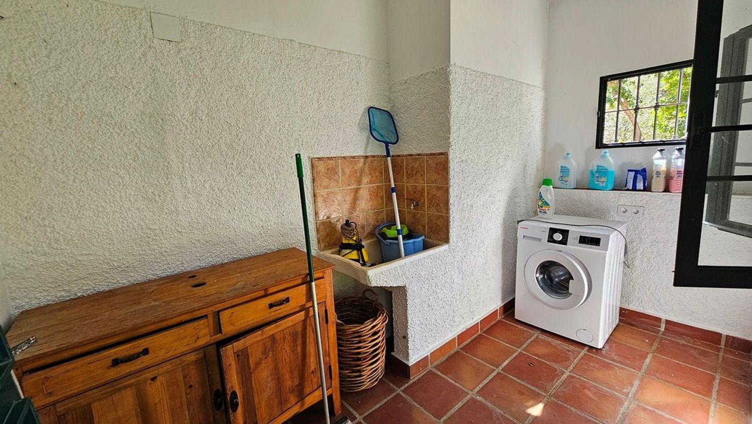 House for Sale in Santa Ana la Real