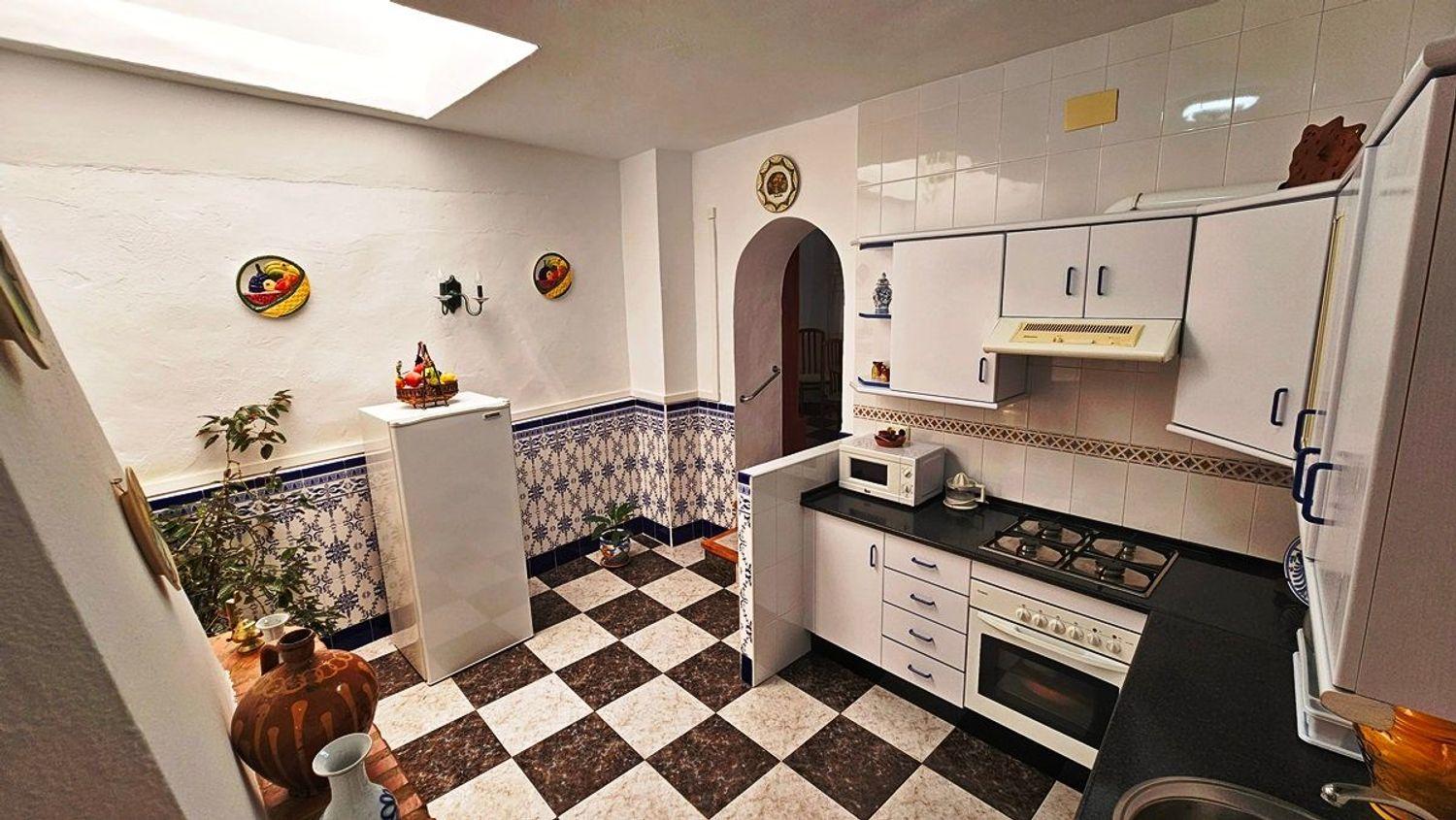 Villa for Sale in Linares de la Sierra