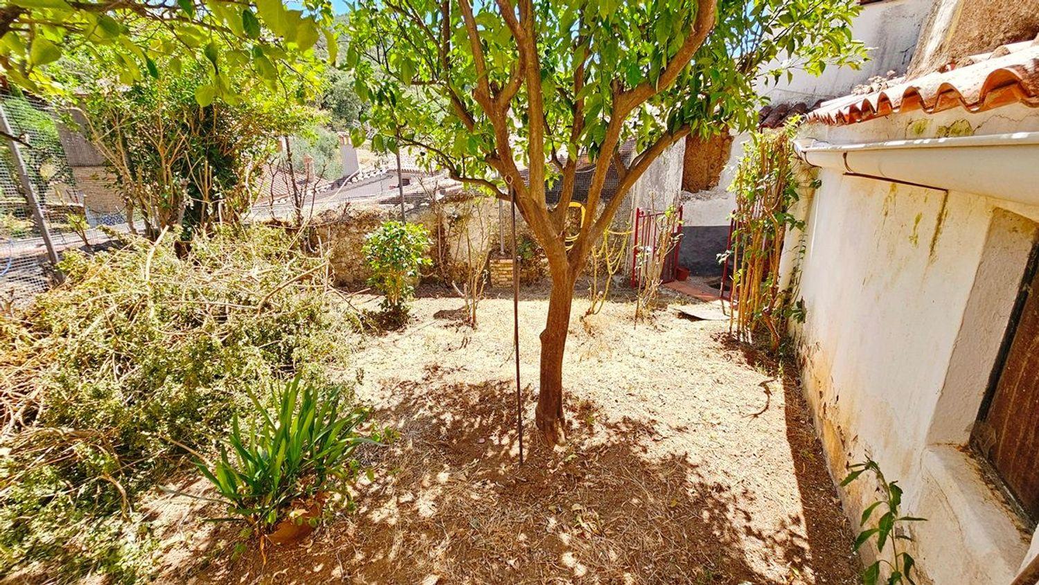 Villa for Sale in Linares de la Sierra