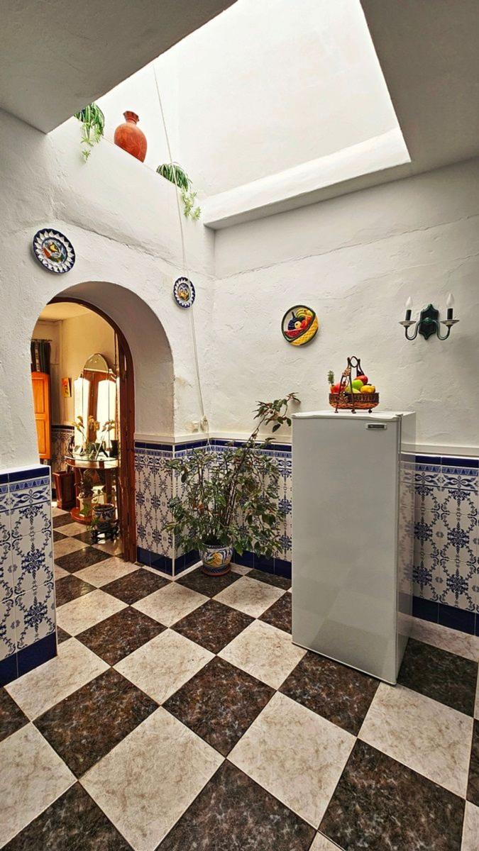 Villa for Sale in Linares de la Sierra