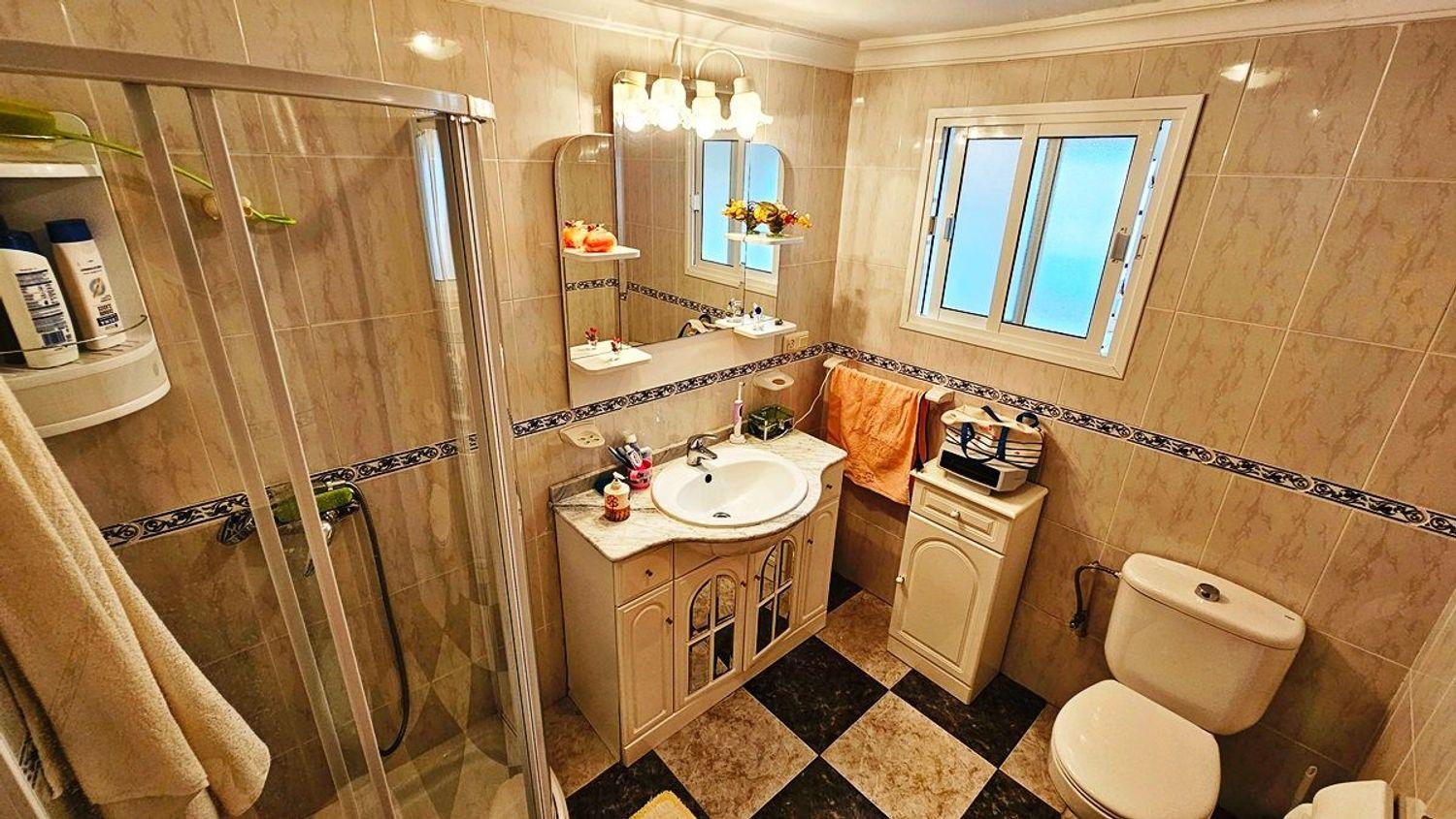 Villa for Sale in Linares de la Sierra