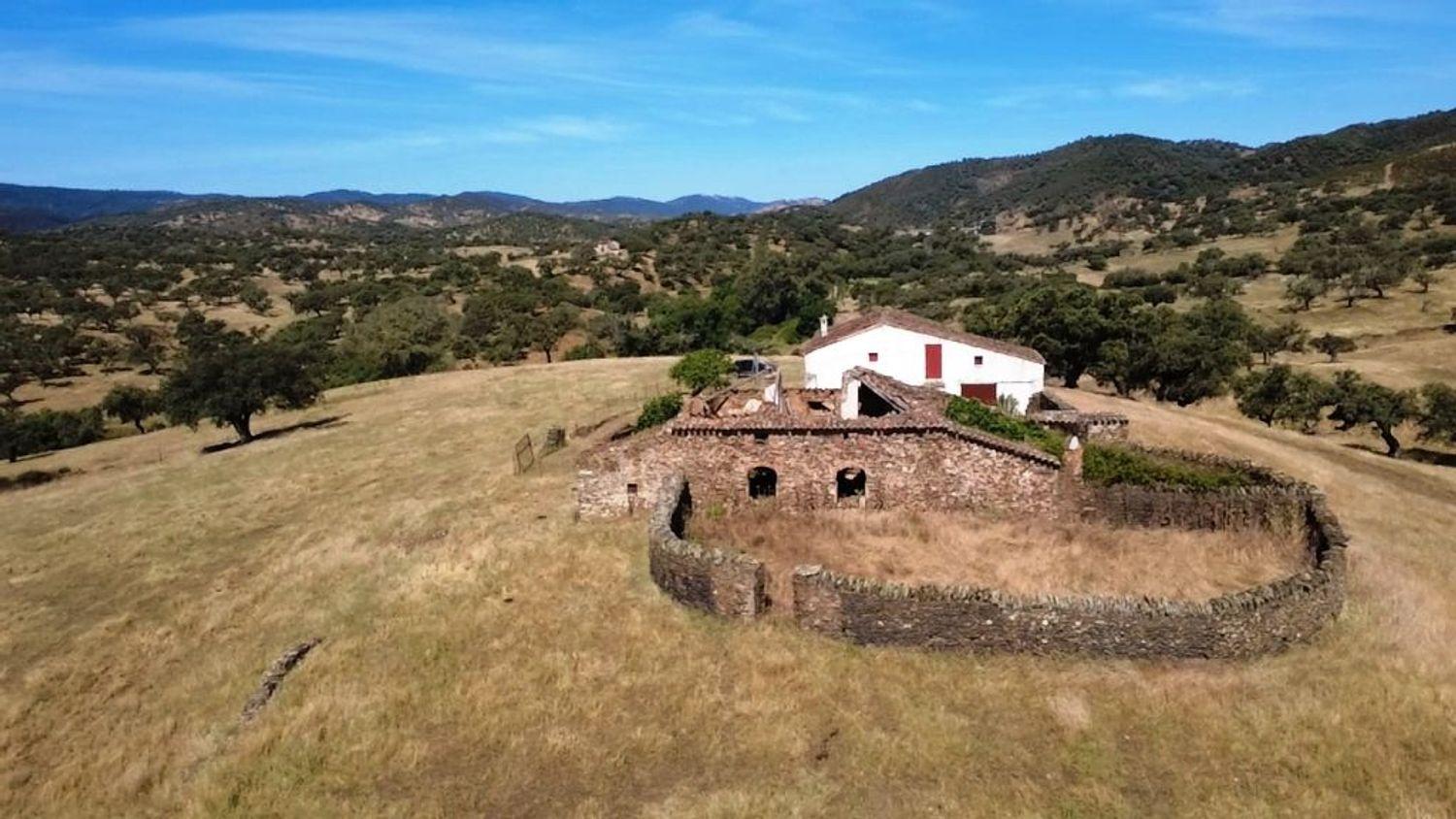 House for Sale in Aracena