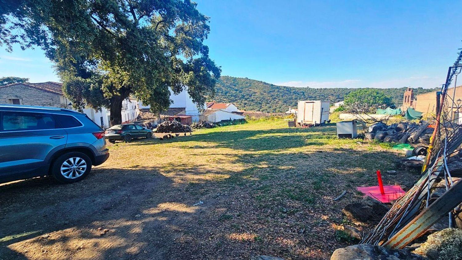 Plot for Sale in Aracena