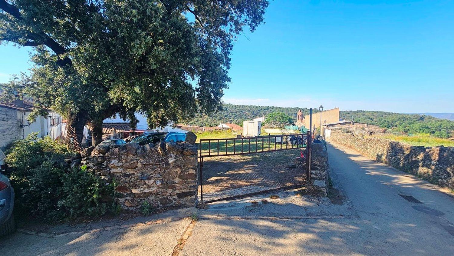 Plot for Sale in Aracena