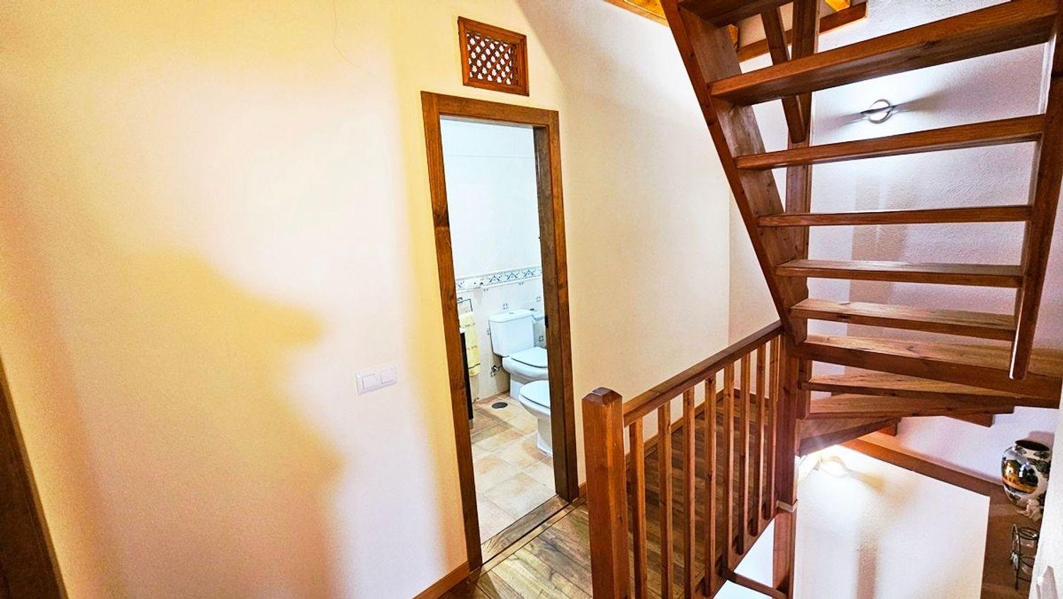 Villa for Sale in Linares de la Sierra
