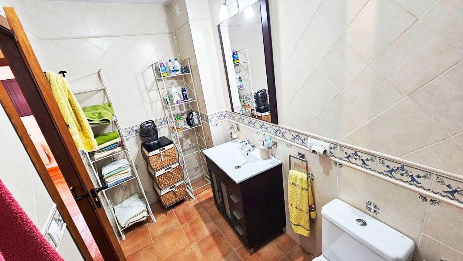Villa for Sale in Linares de la Sierra