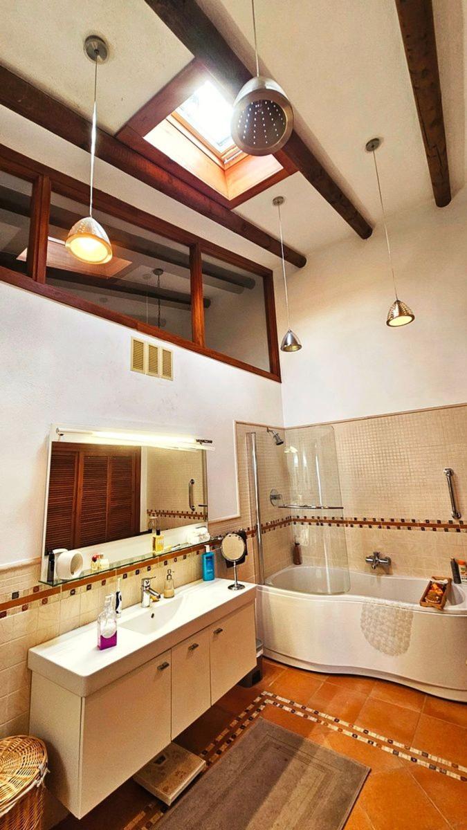 Villa for Sale in Zufre
