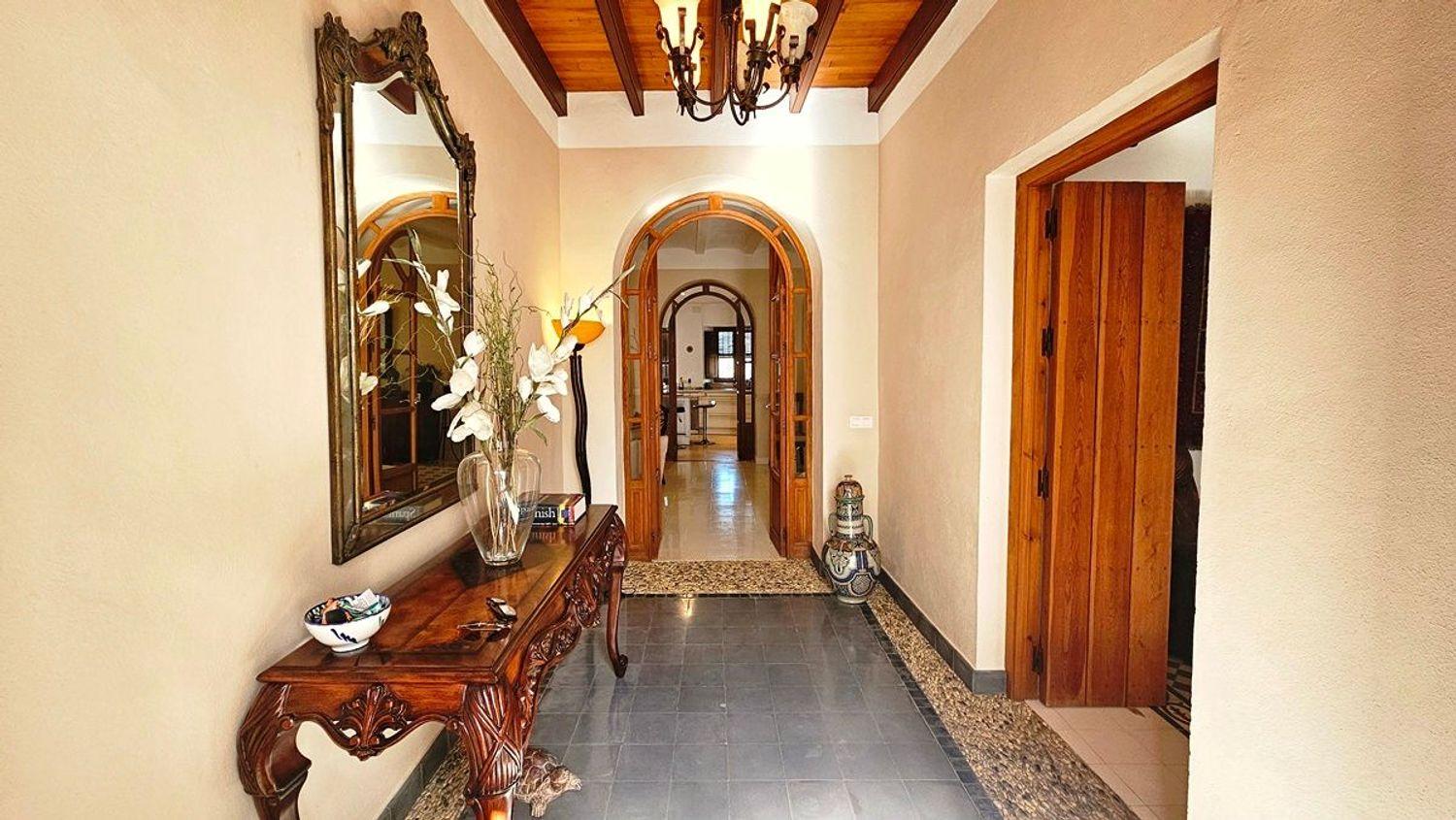 Villa for Sale in Zufre