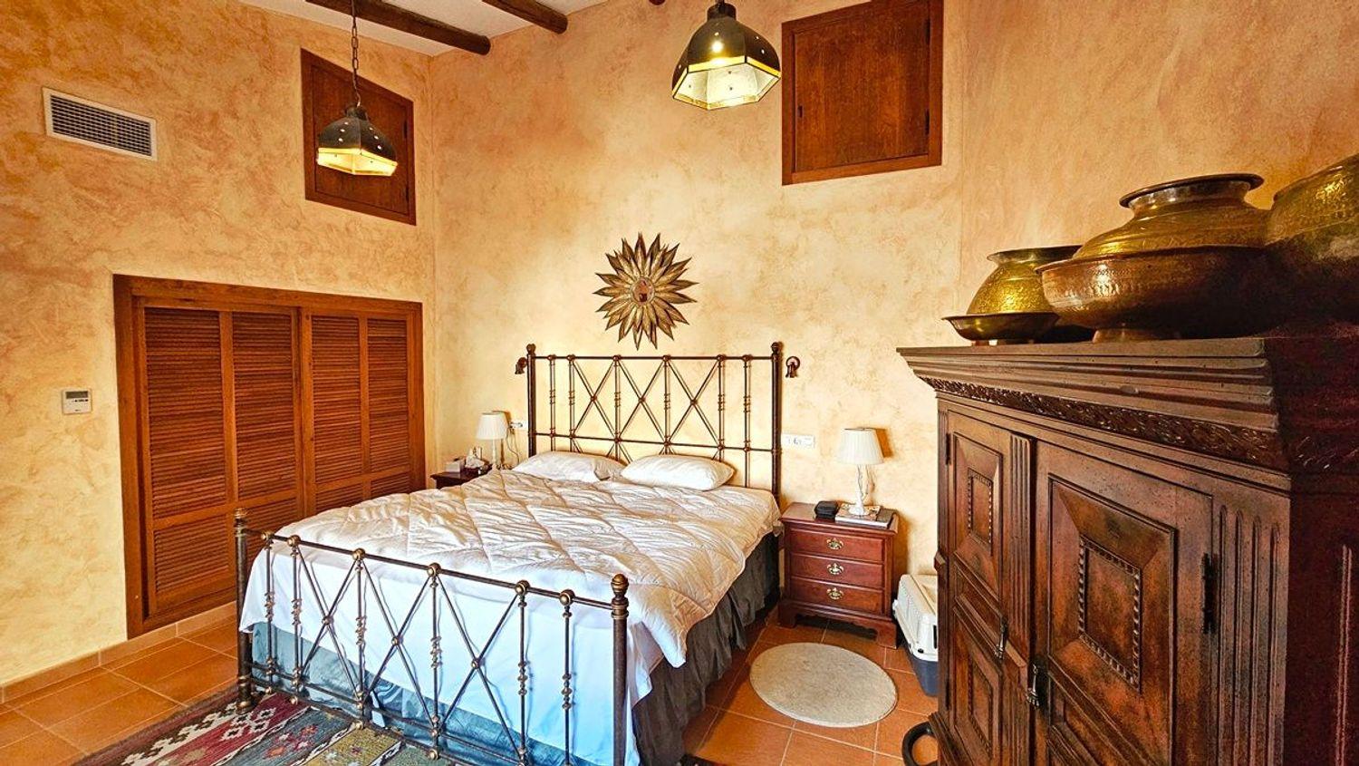 Villa for Sale in Zufre