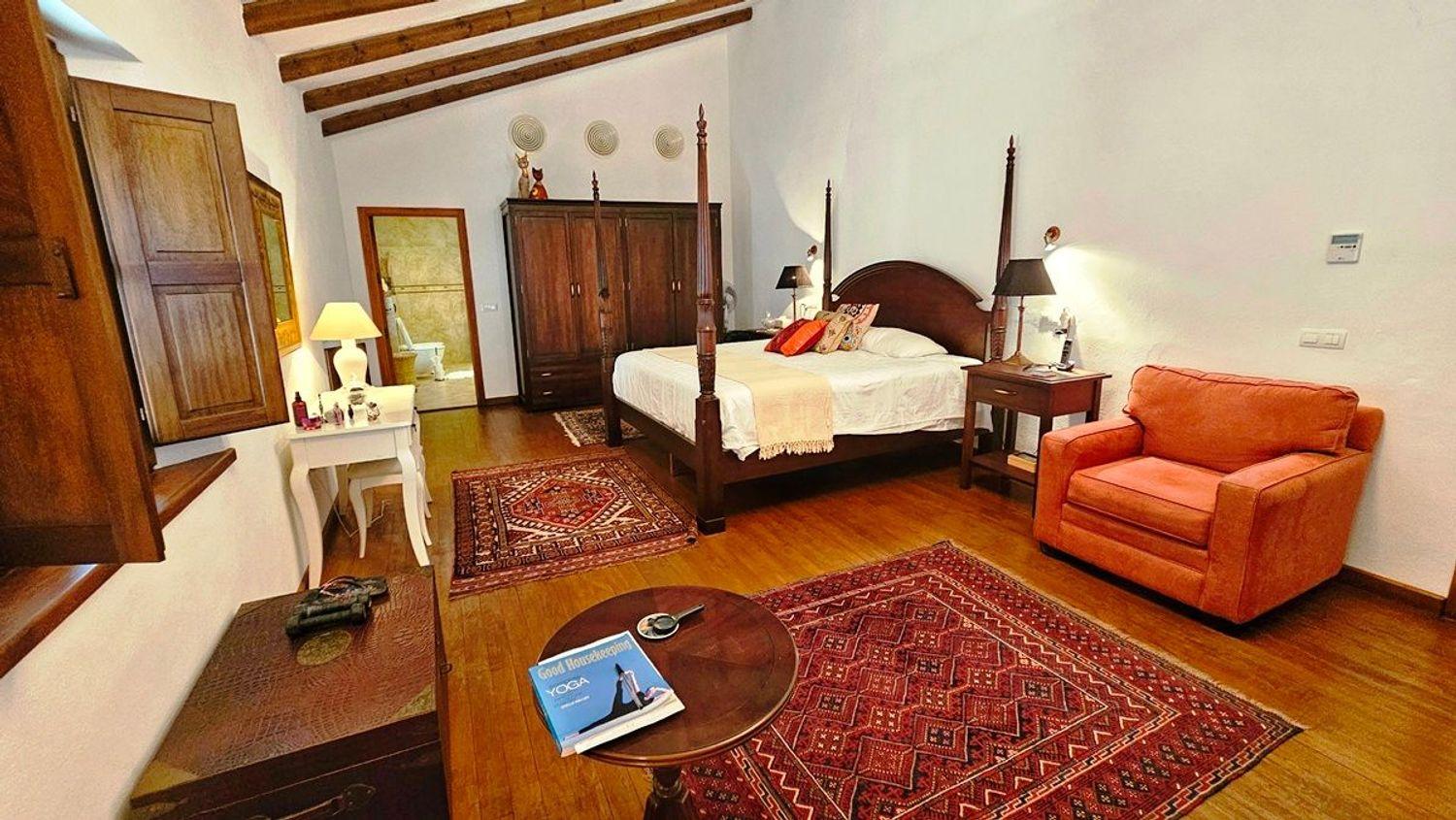 Villa for Sale in Zufre