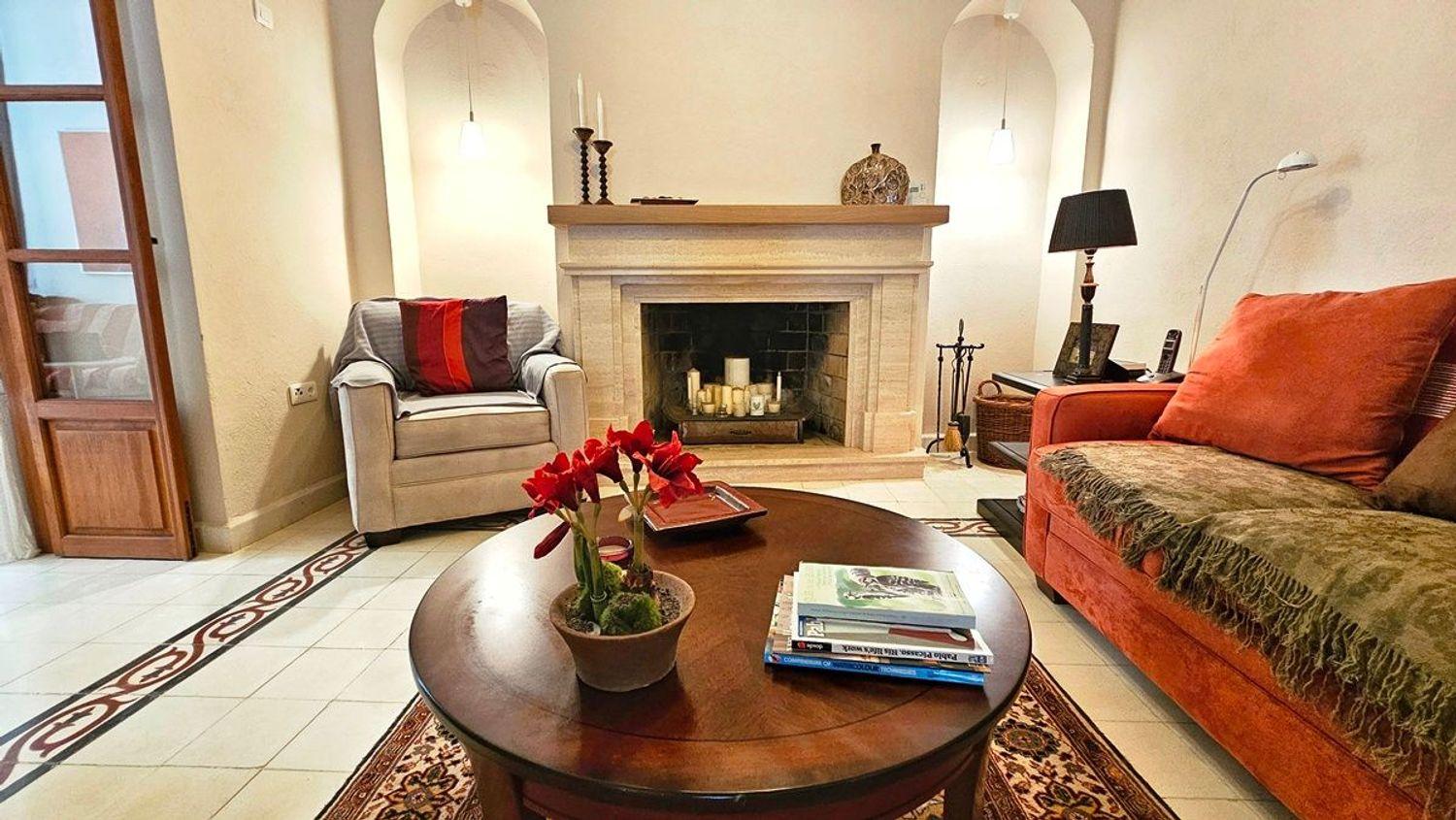 Villa for Sale in Zufre