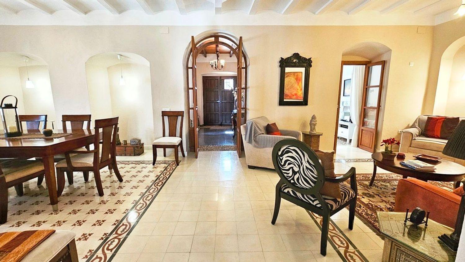 Villa for Sale in Zufre