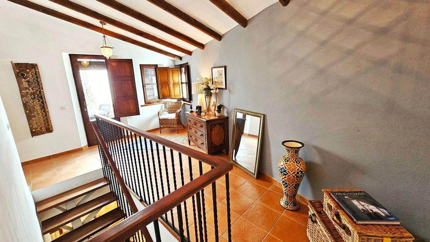 Villa for Sale in Zufre