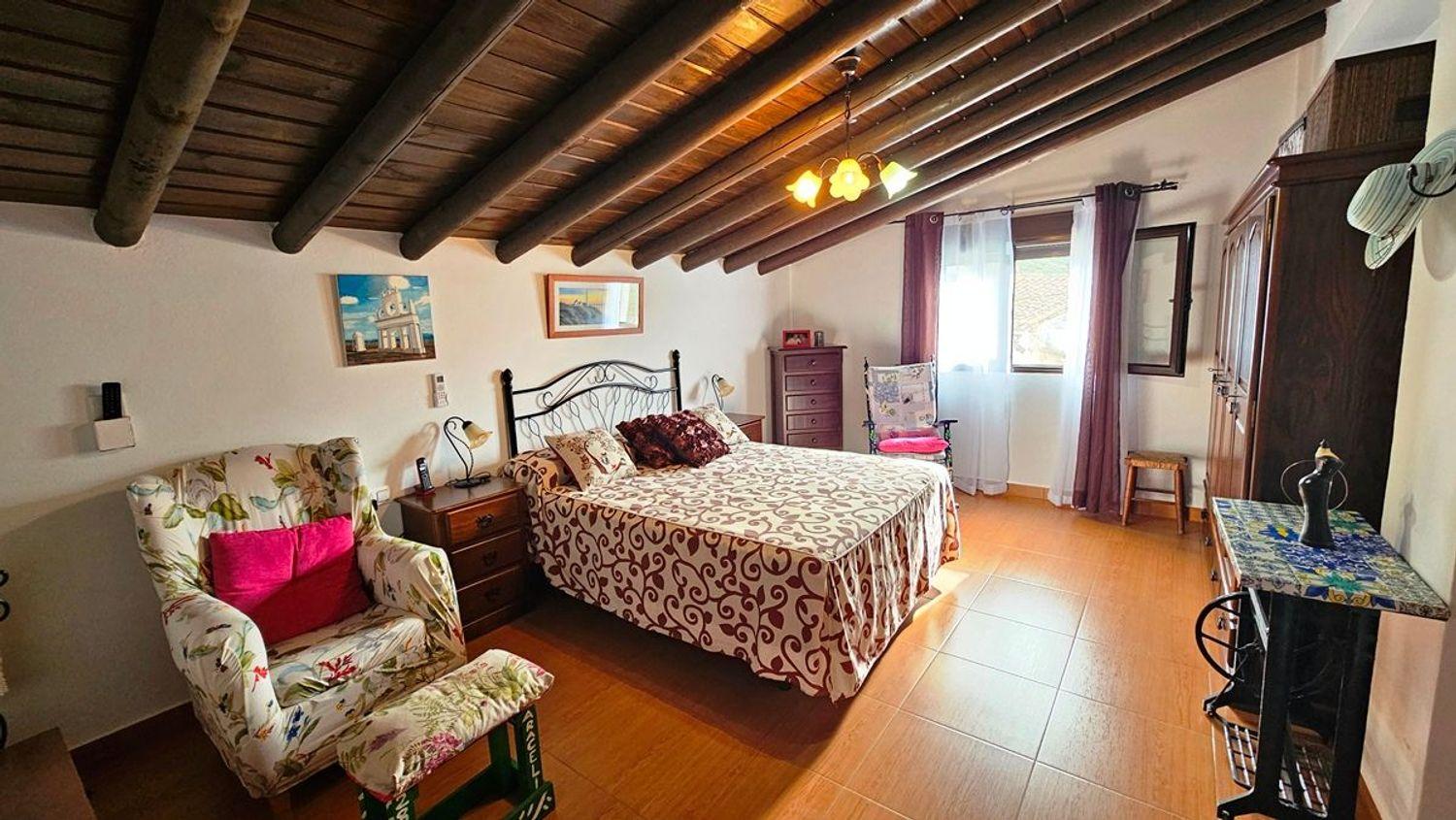 Villa for Sale in Almonaster la Real