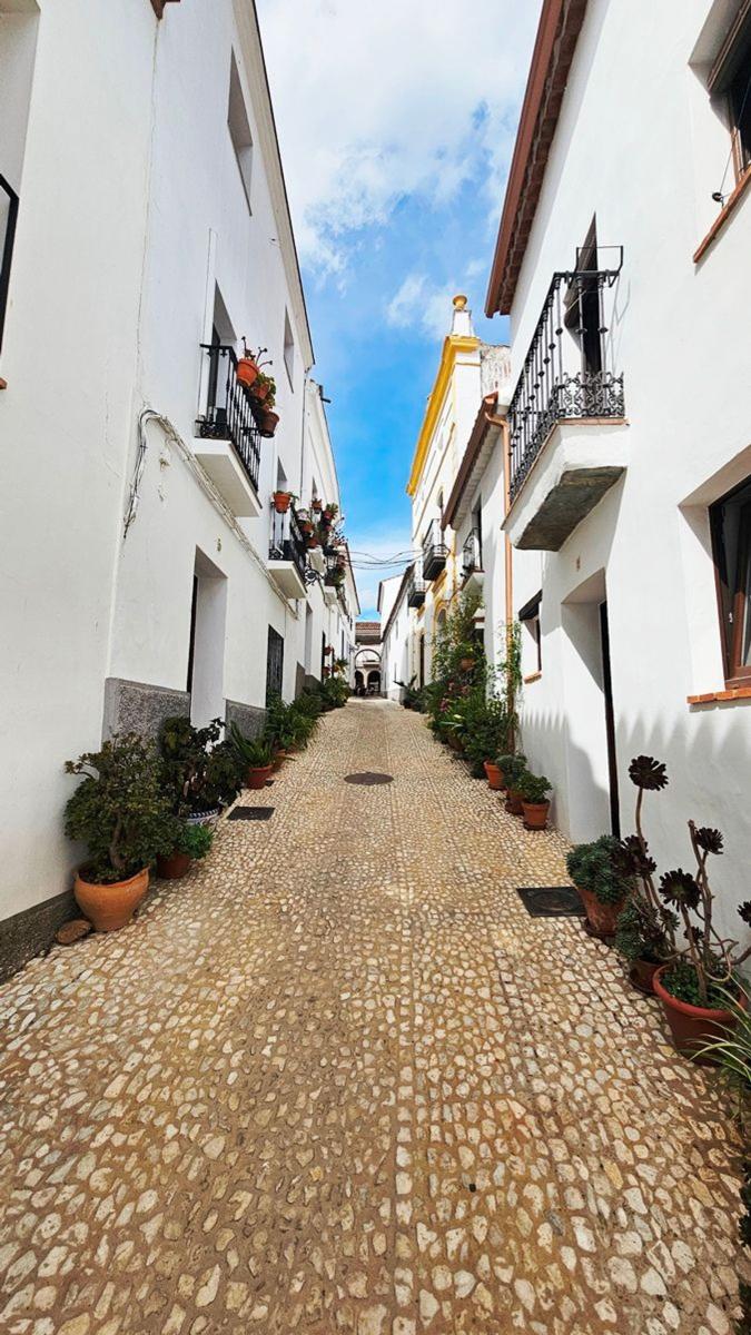 Villa for Sale in Almonaster la Real