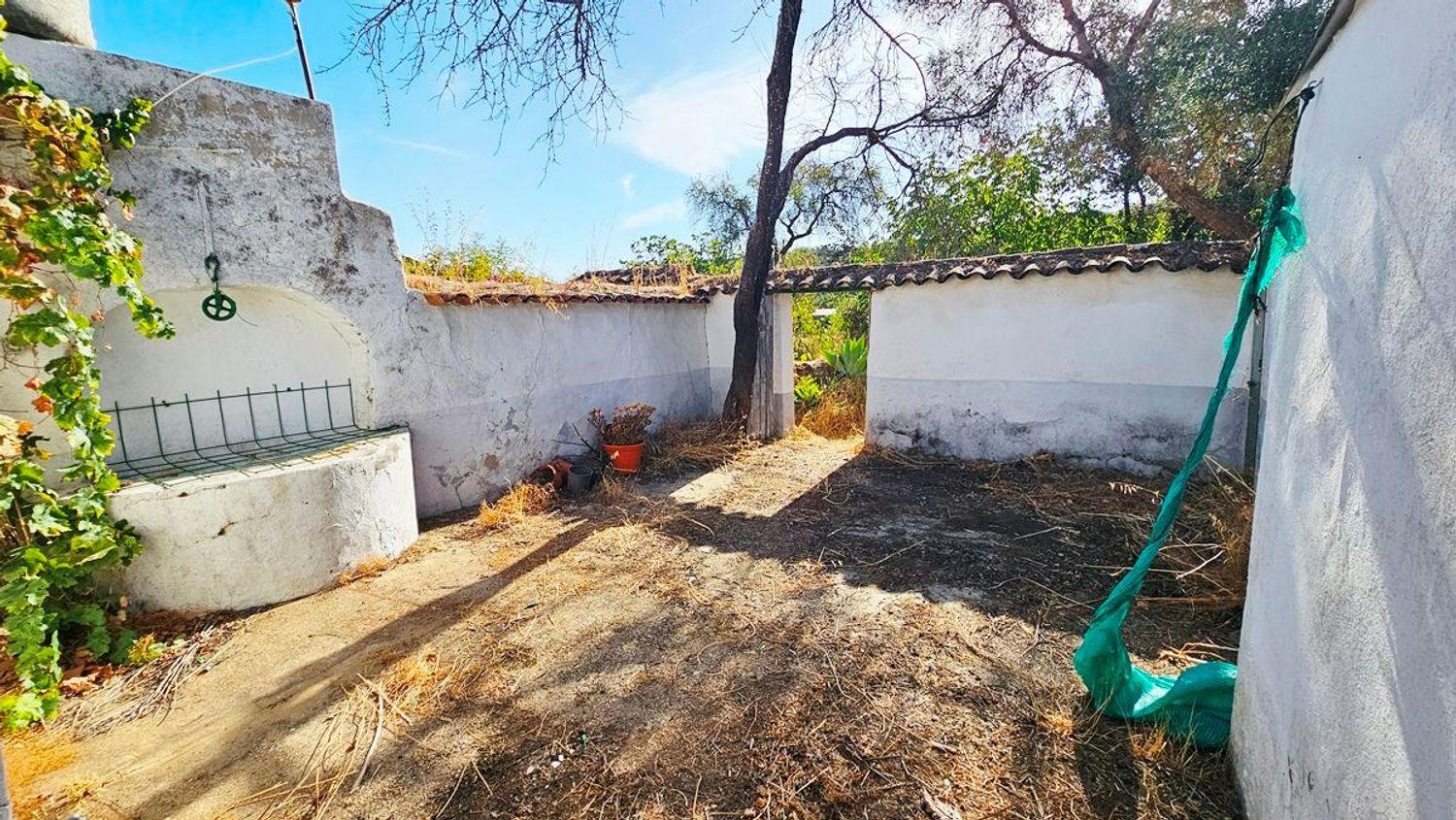 Villa for Sale in Campofrío