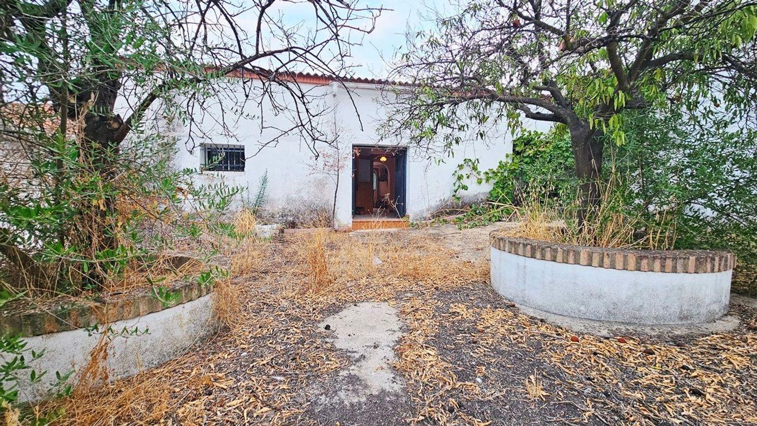 Villa for Sale in Zalamea la Real