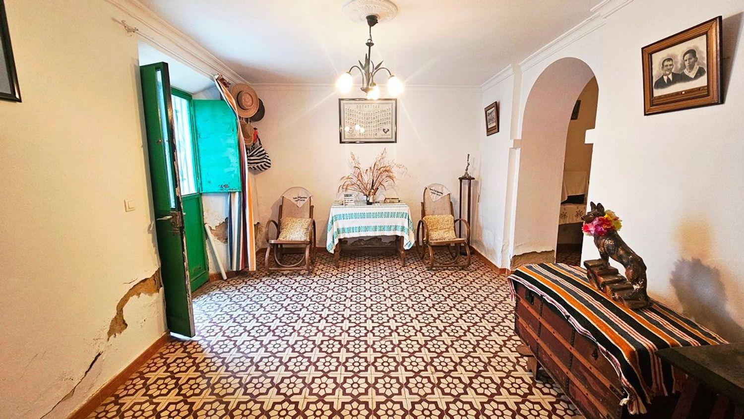 Villa for Sale in Zalamea la Real