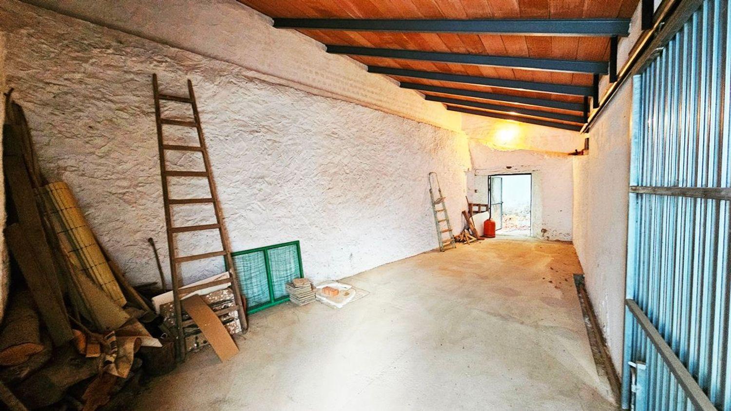Villa for Sale in Zalamea la Real