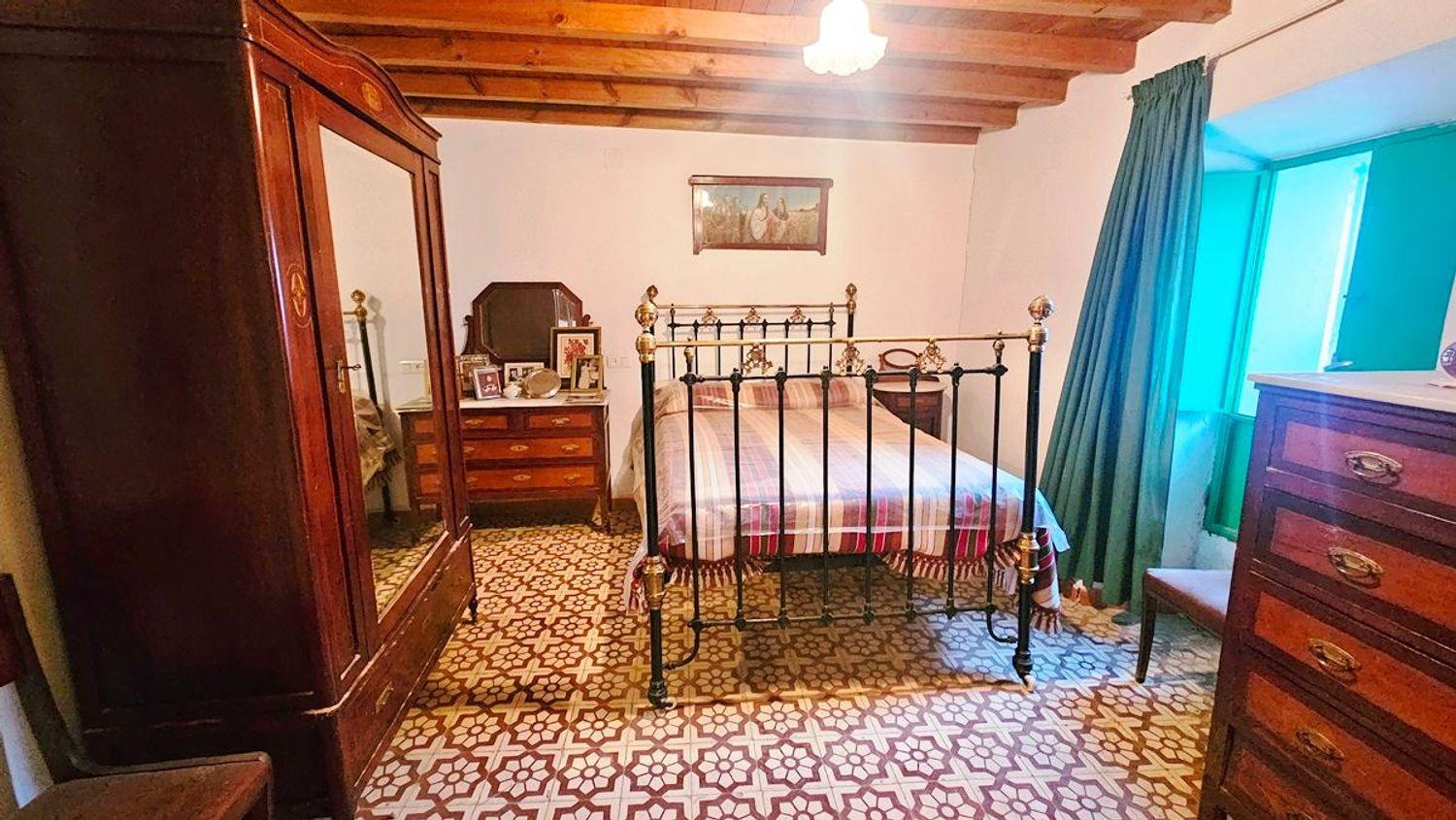 Villa for Sale in Zalamea la Real