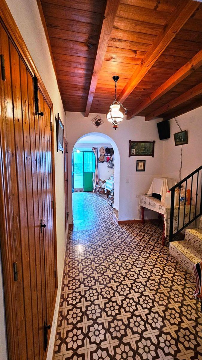 Villa for Sale in Zalamea la Real