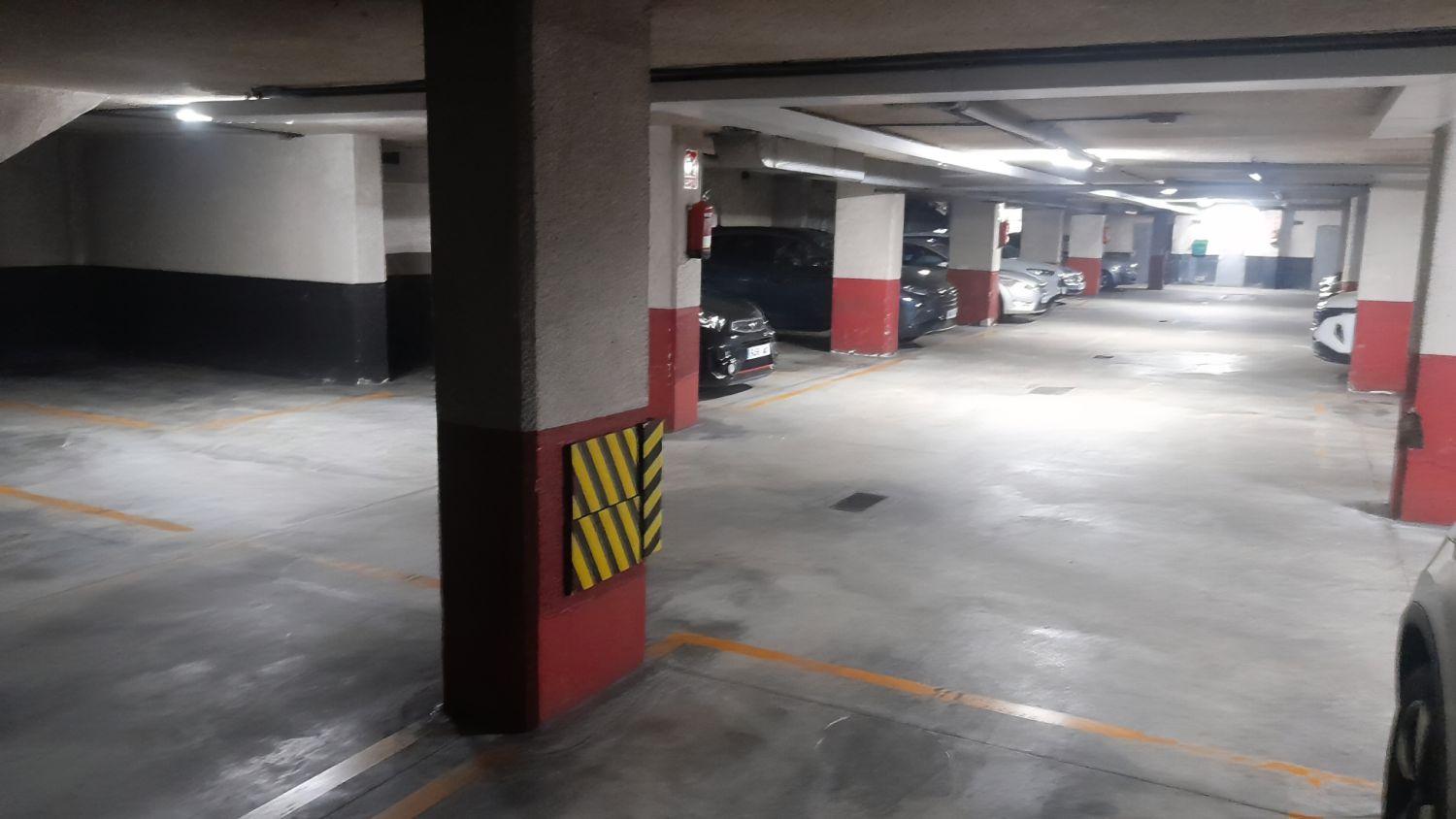 Garage for Sale in Vitoria-Gasteiz