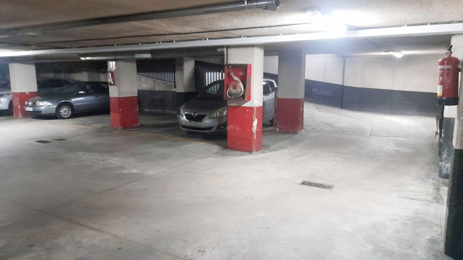 Garage for Sale in Vitoria-Gasteiz