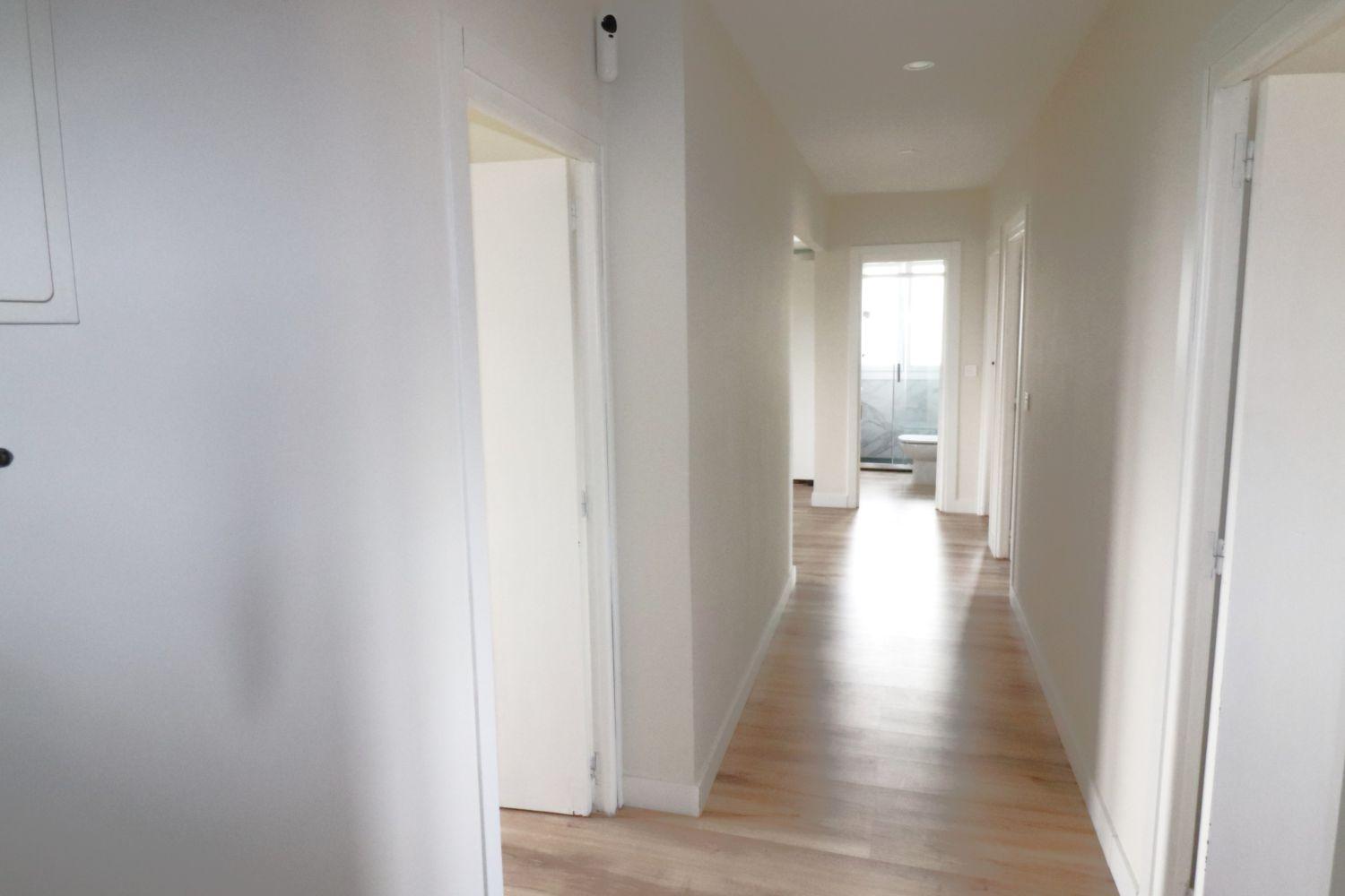 House for Sale in Zambrana