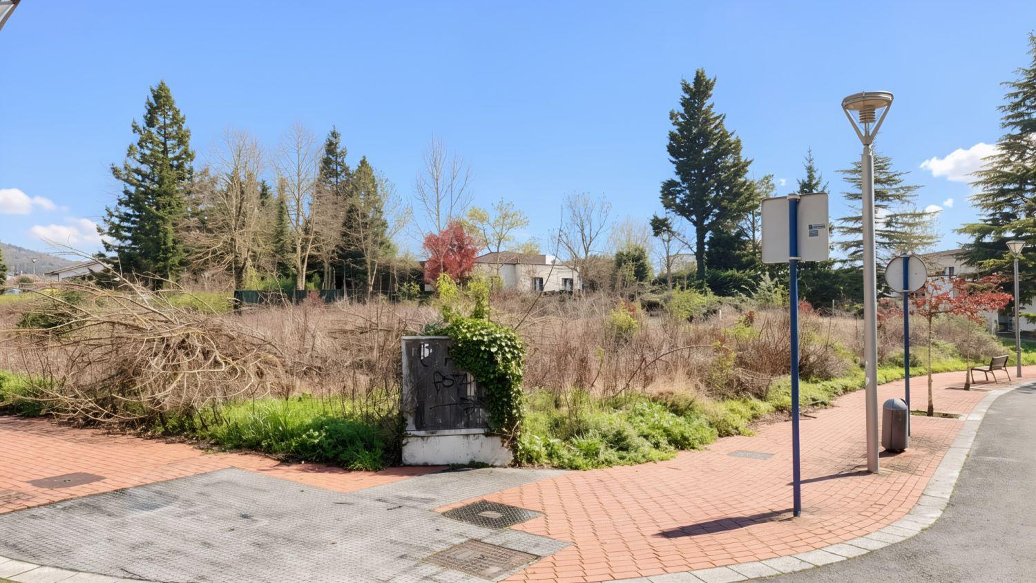 Plot for Sale in Vitoria-Gasteiz