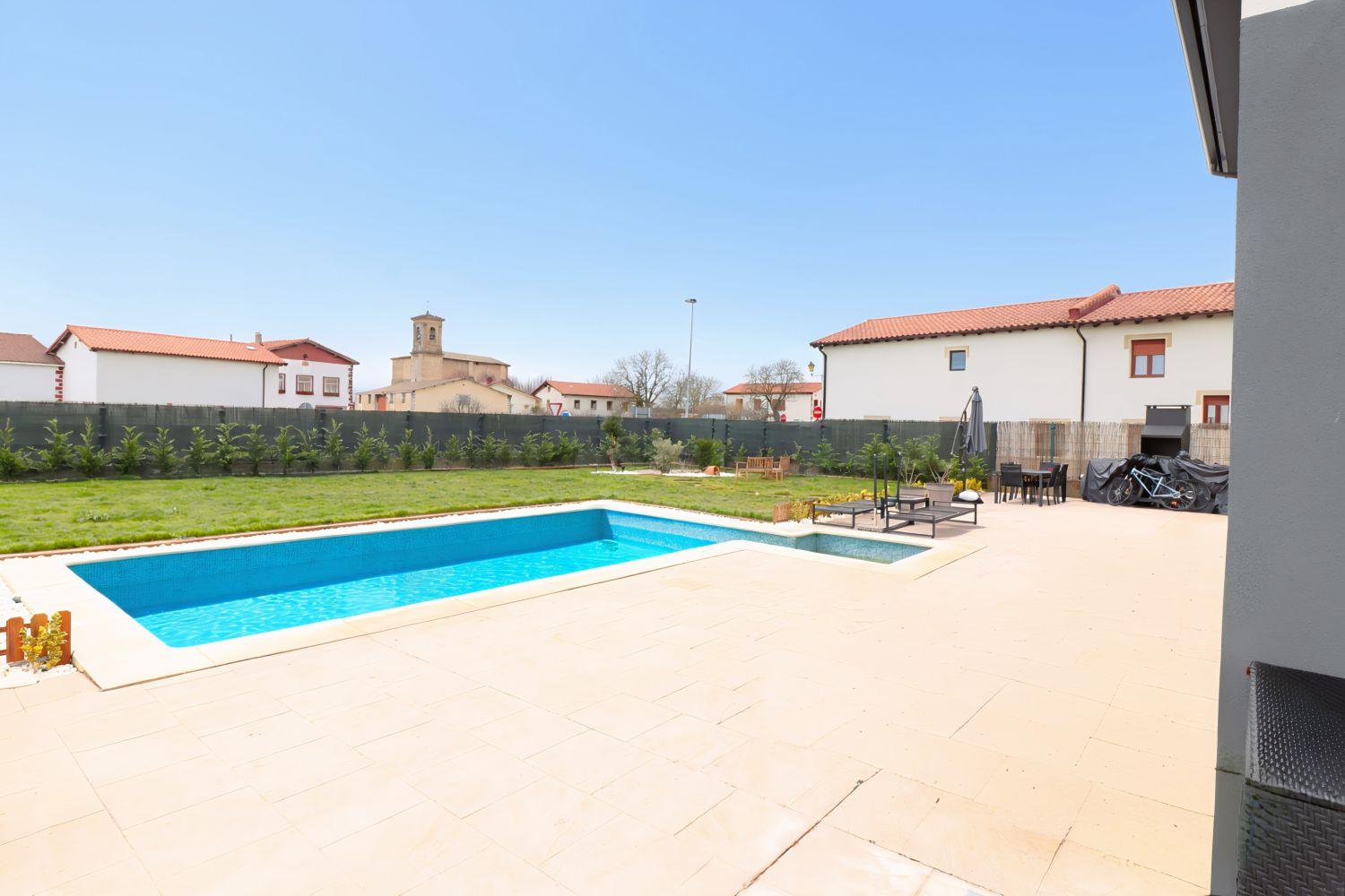 Chalet for Sale in Vitoria-Gasteiz